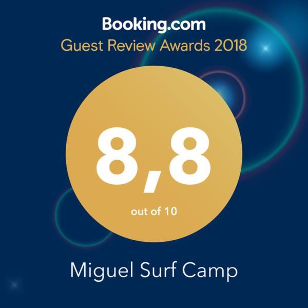 Miguel Surf Camp Otel Quepos Dış mekan fotoğraf